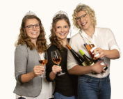 Weinkoeniginnen Gruppenbild